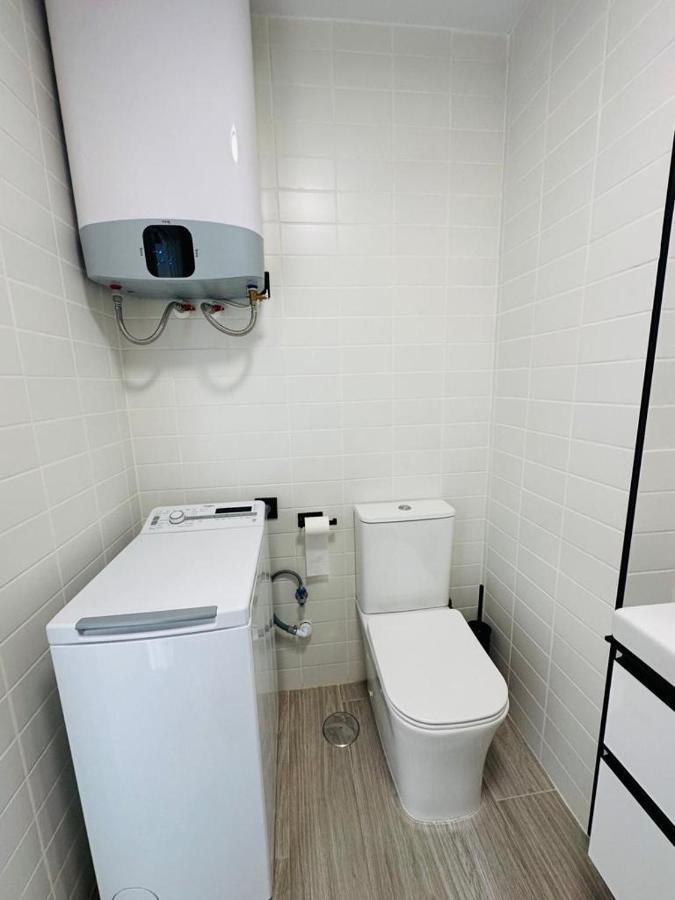 Modern White Studio بينالماذينا المظهر الخارجي الصورة